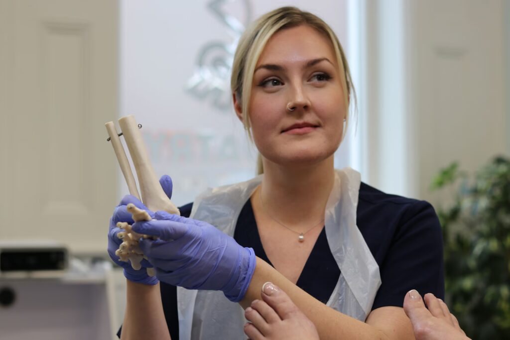 LRPodiatry sheffield megan working 2